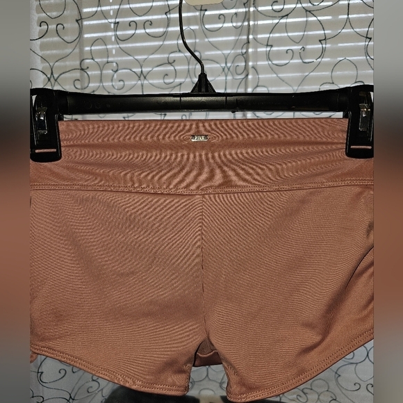 🇺🇸💲 PINK ACTIVE BY VICTORIA SECRET GYM TO SWIM CINCH SIDE SHORTIE - Picture 5 of 8